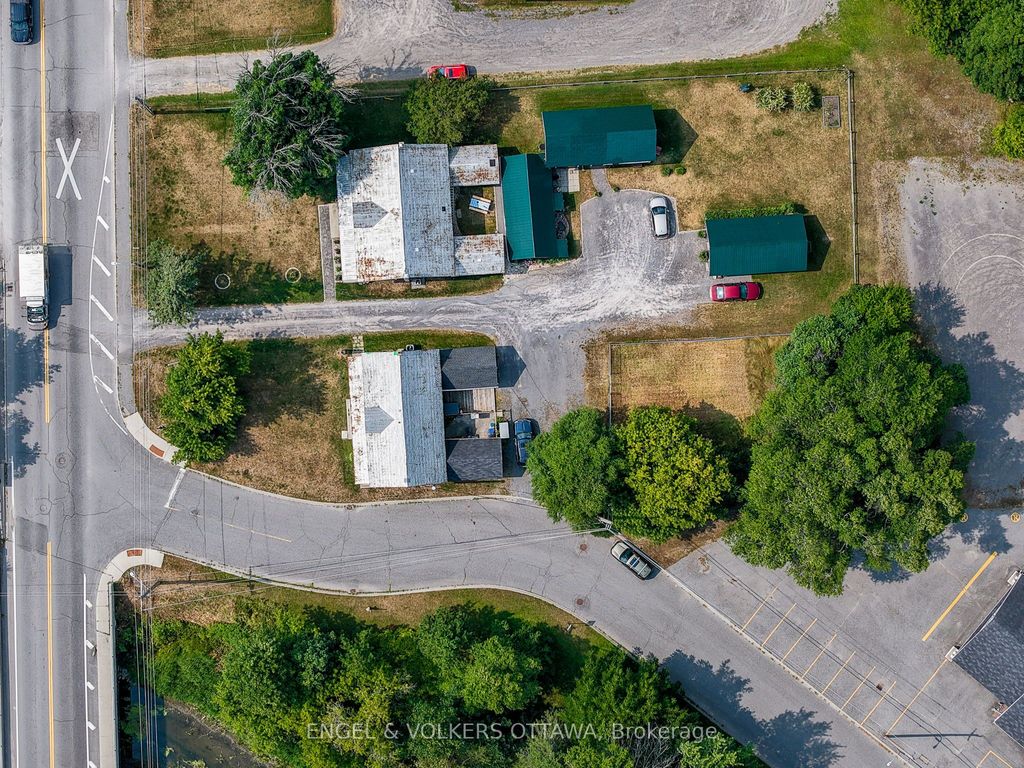 Photo of 3698 Carp Road, Carp - Huntley Ward, ON K0A 1L0 (MLS # X12852386)
