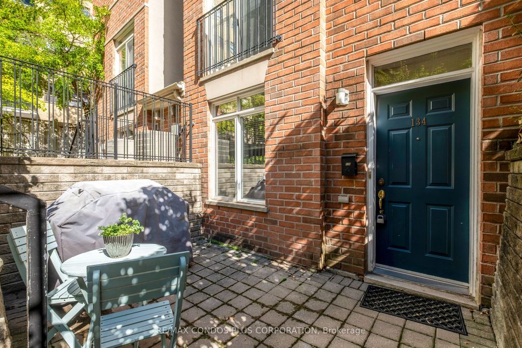 Photo of 415 Jarvis Street #134, Toronto, ON M4Y 3C1 (MLS # C12457461)