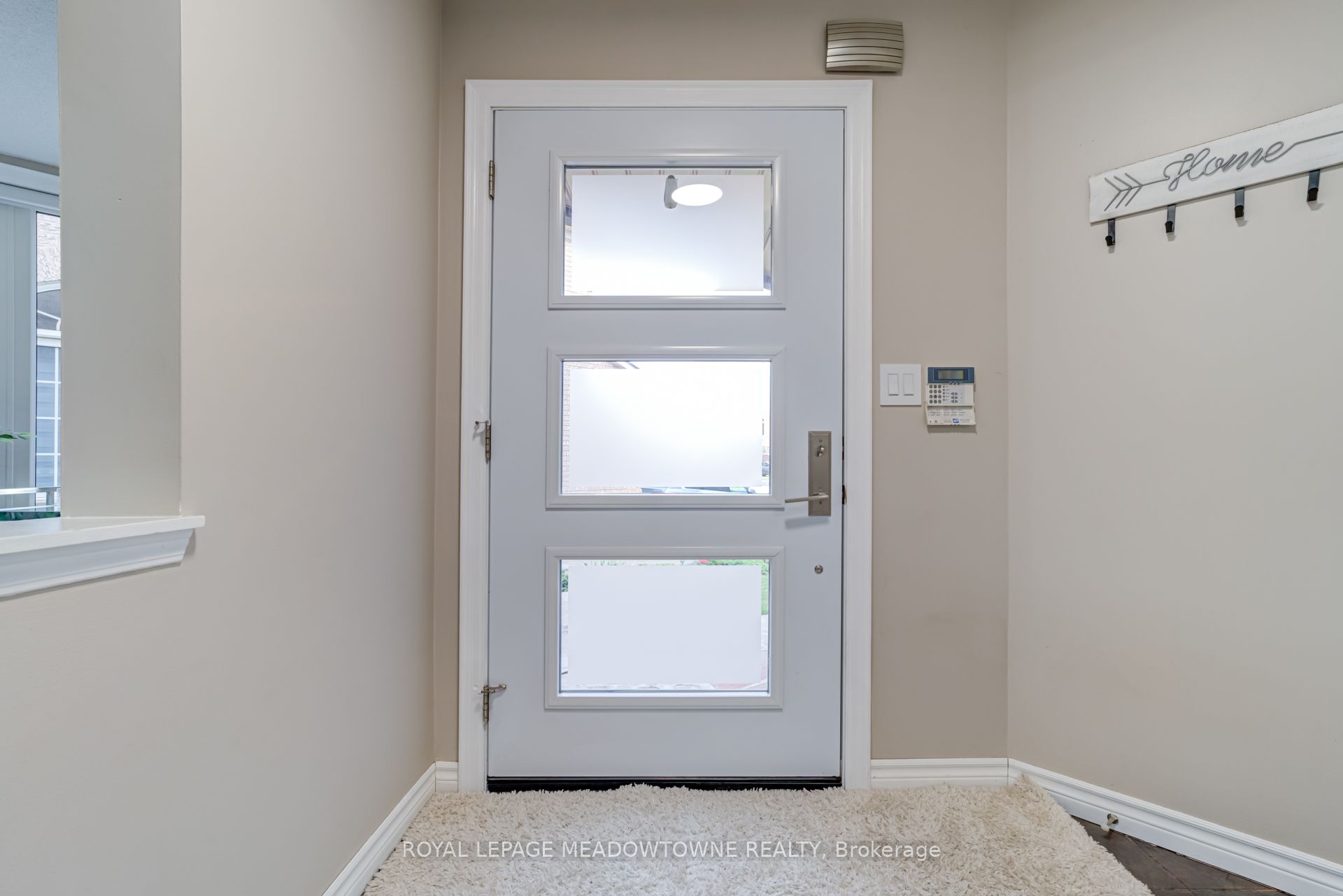 3339 Cactus Gate