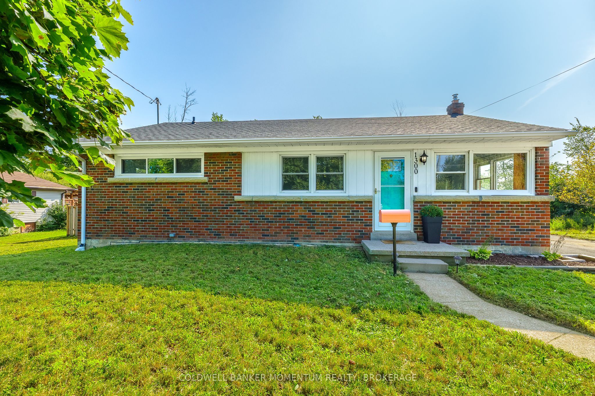 1300 Spears Road