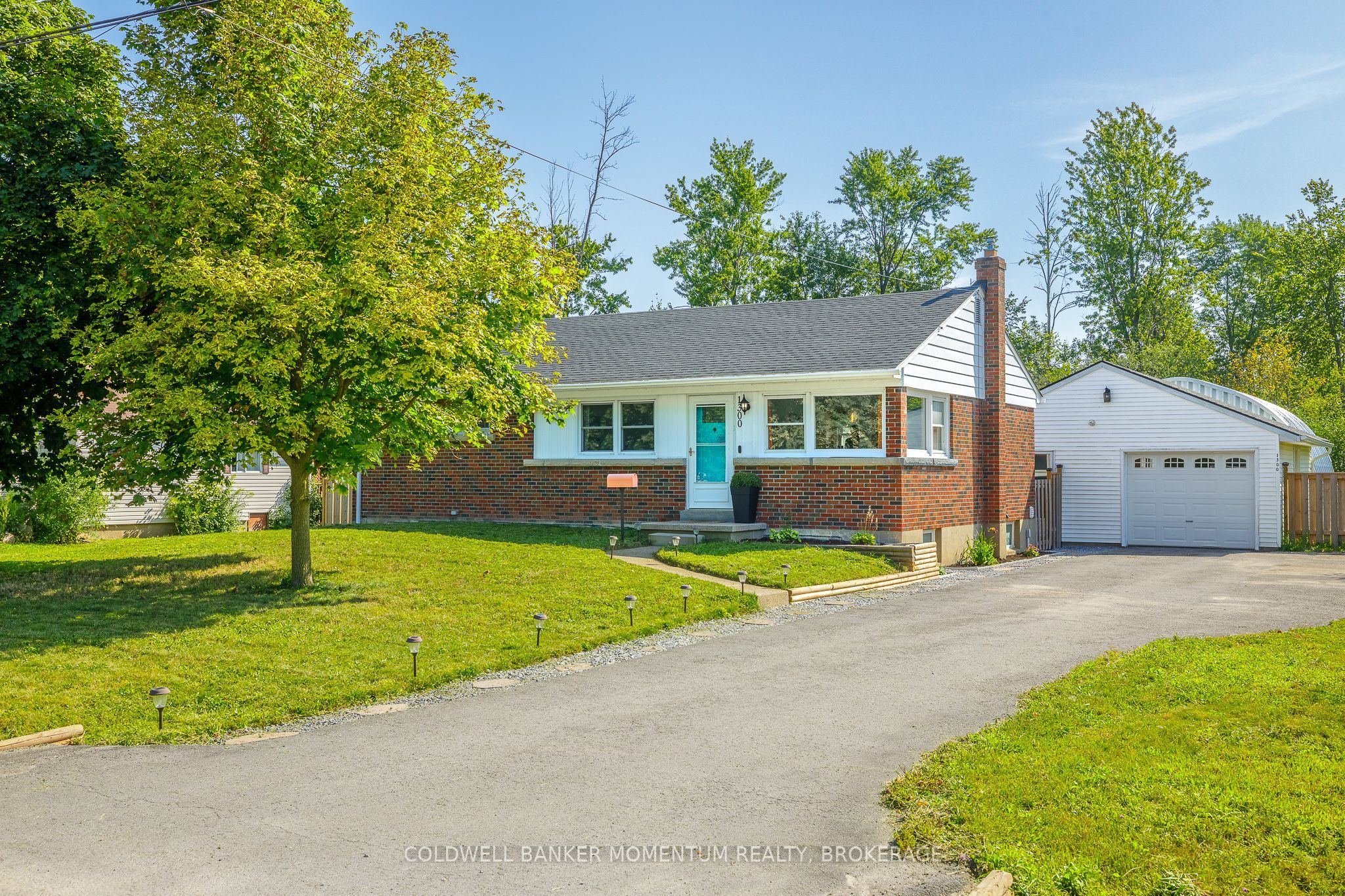 1300 Spears Road