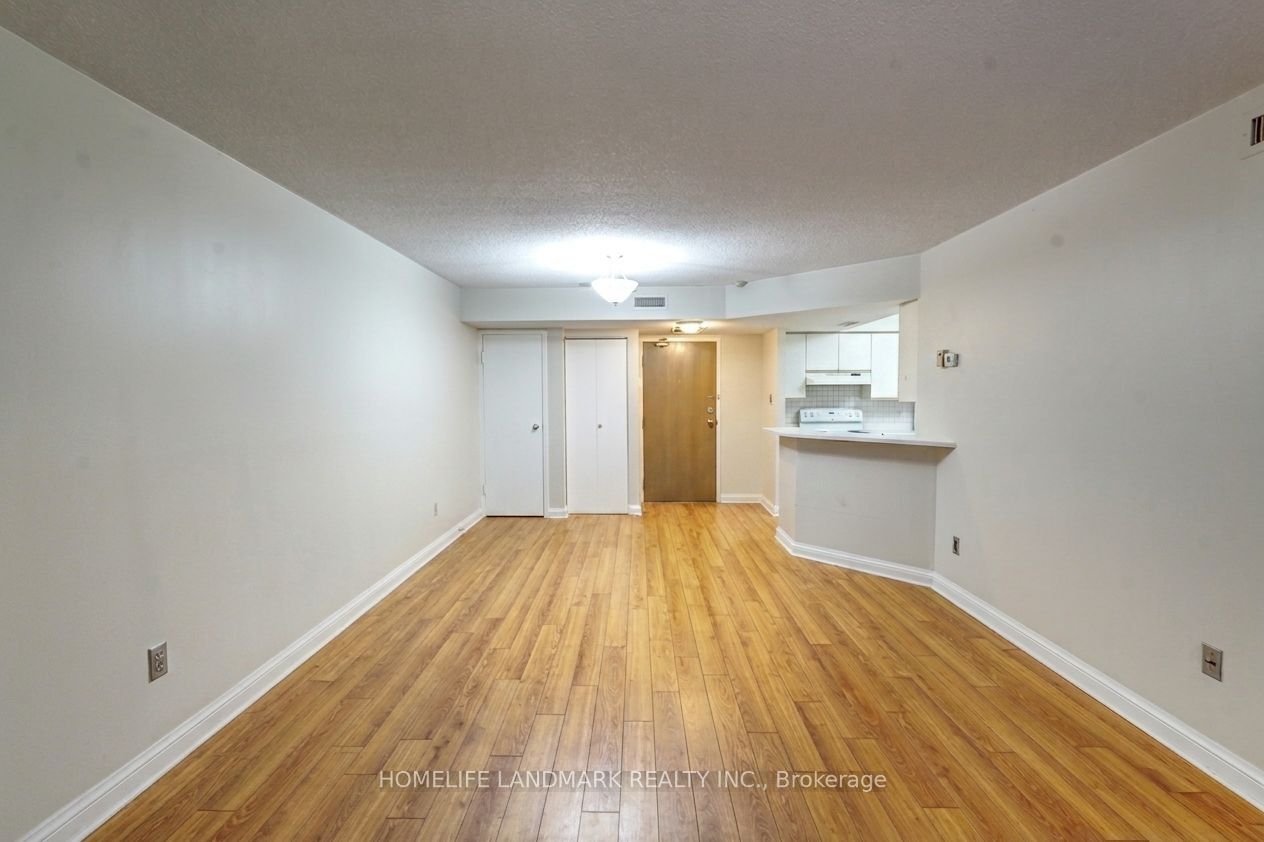 1001 Bay Street 511