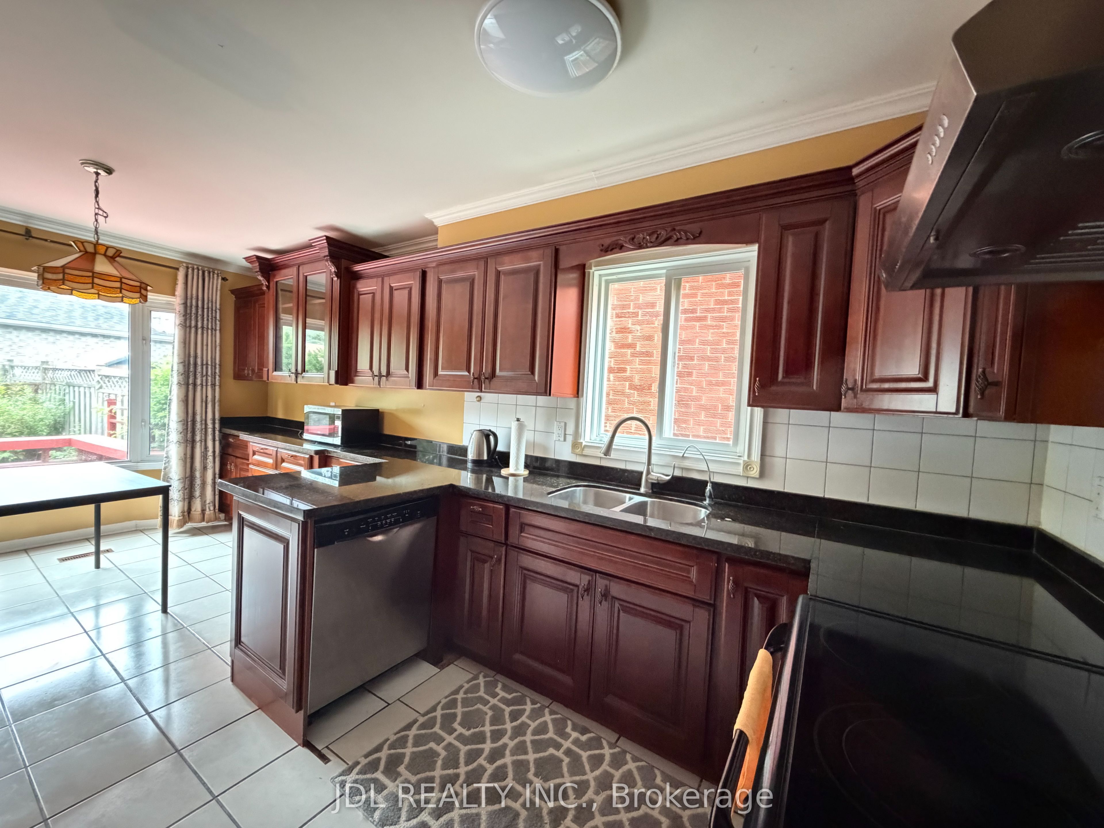 87 Strathmore Drive