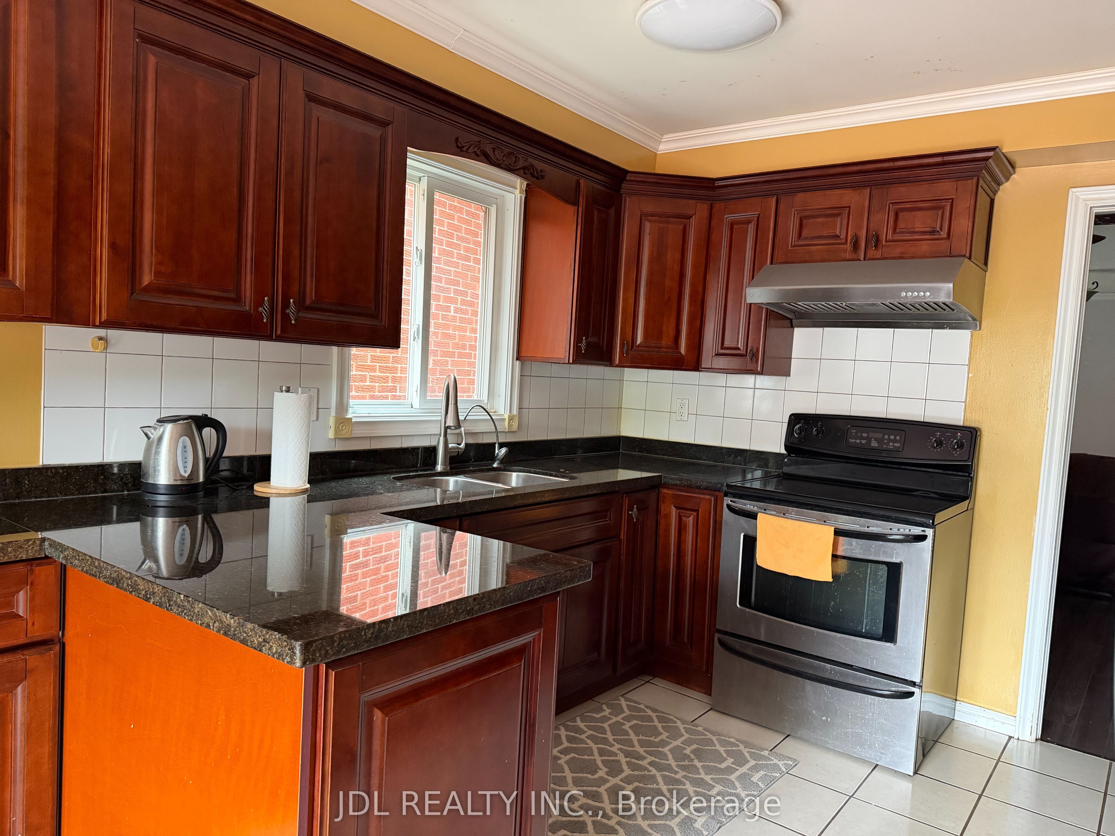 87 Strathmore Drive