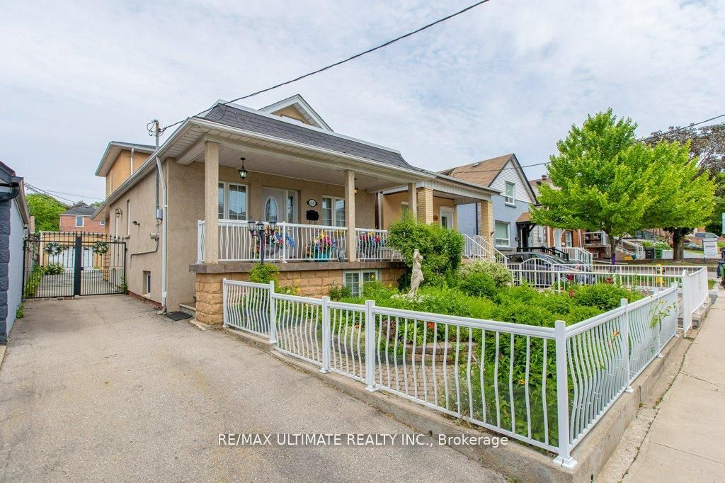 Photo of 110 Aileen Avenue, Toronto, ON M6M 1E9 (MLS # W12409990)