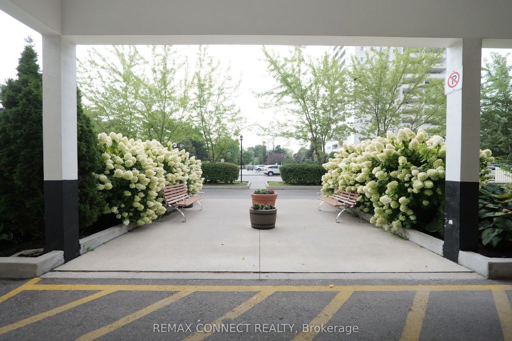 Photo of 1360 York Mills Road #912, Toronto, ON M3A 2A2 (MLS # C12997344)