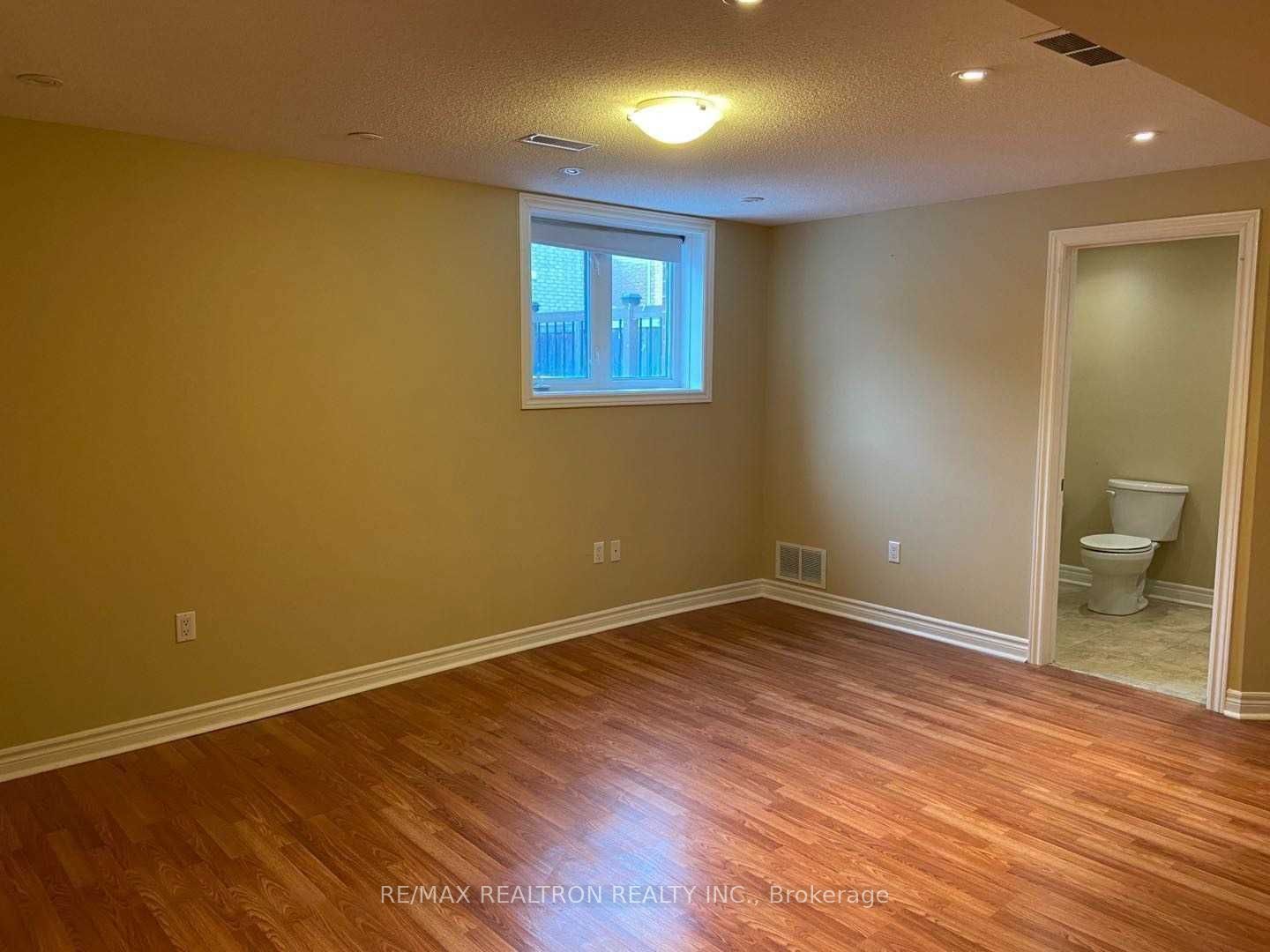 284 Williamson Road Lower