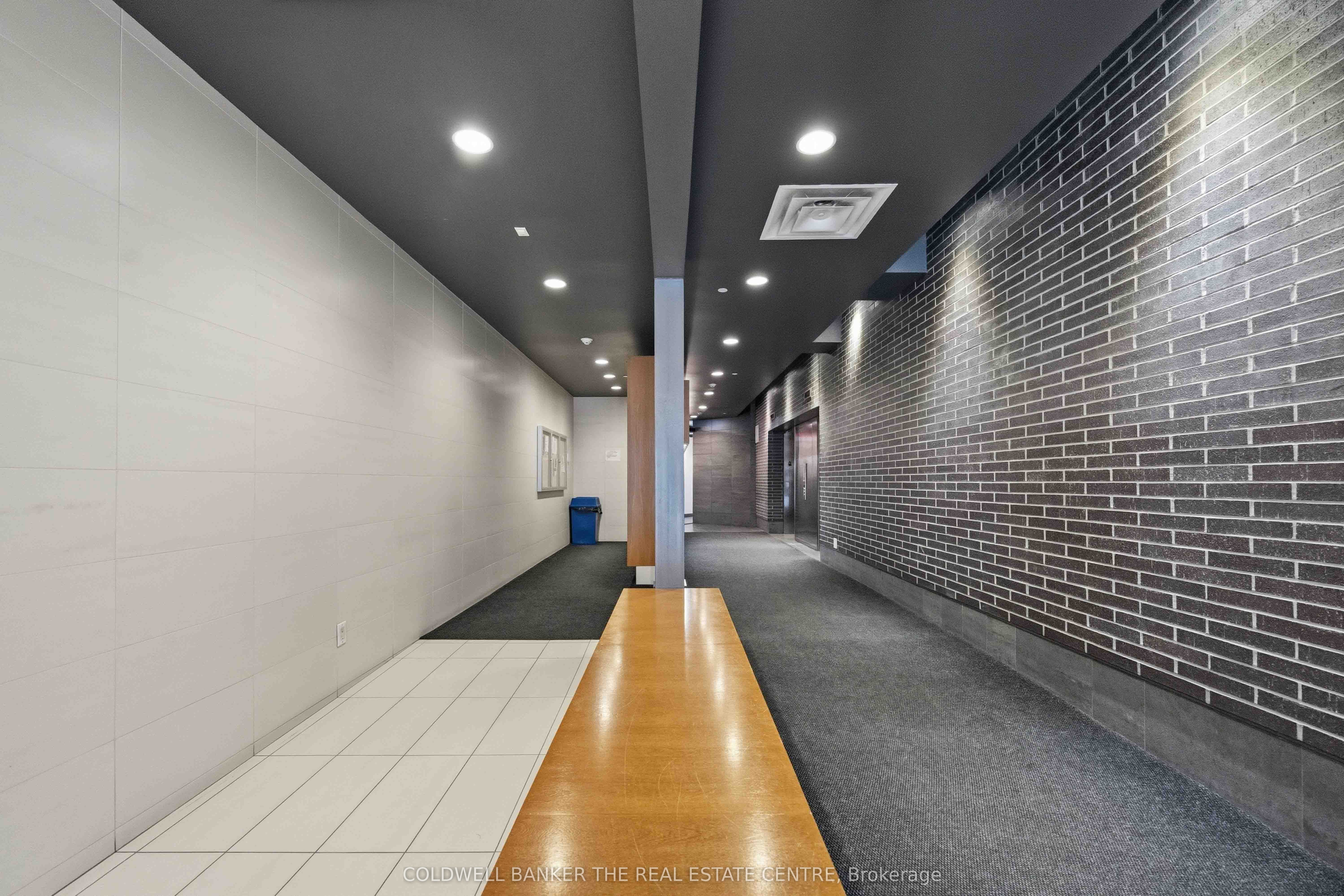 319 Carlaw Avenue 503