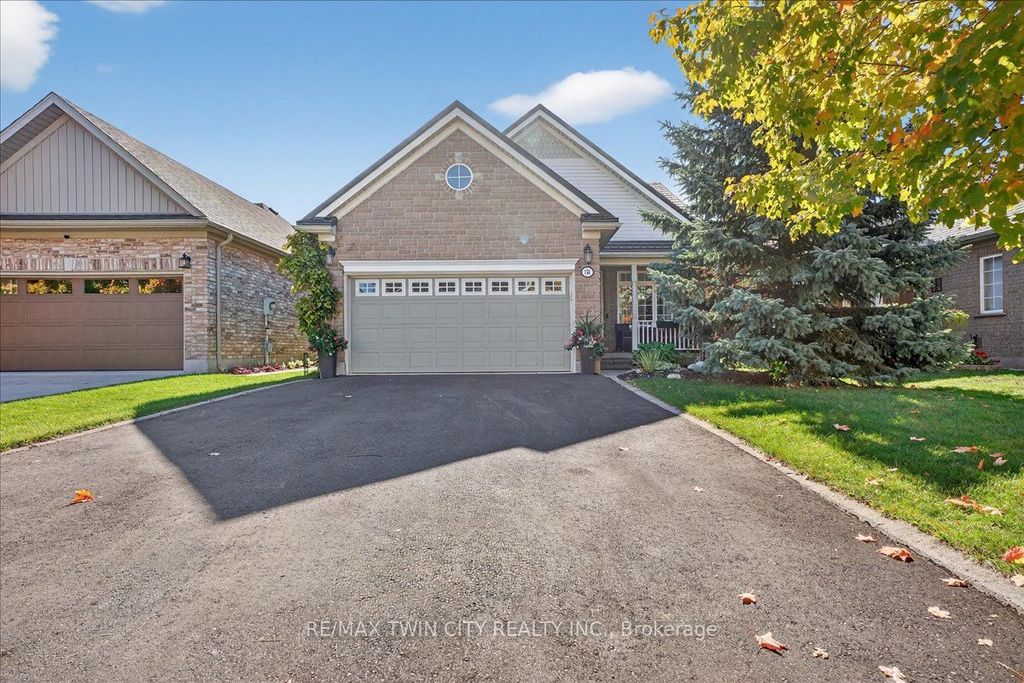 Photo of 151 Reiber Court, Waterloo, ON N2L 6N2 (MLS # X12473784)