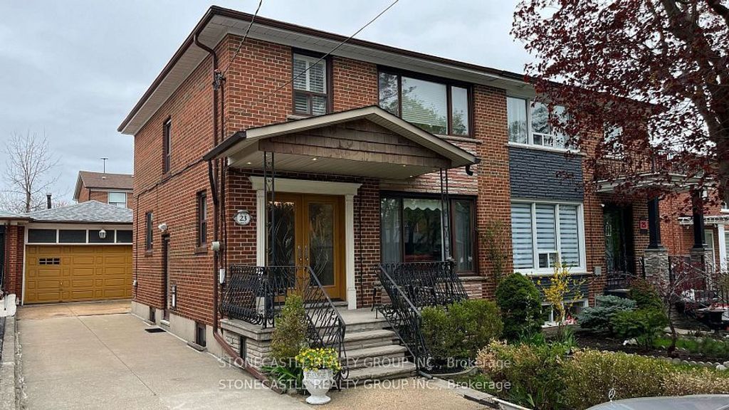 Photo of 23 Quinan Drive, Toronto, ON M6L 1E8 (MLS # W12436339)
