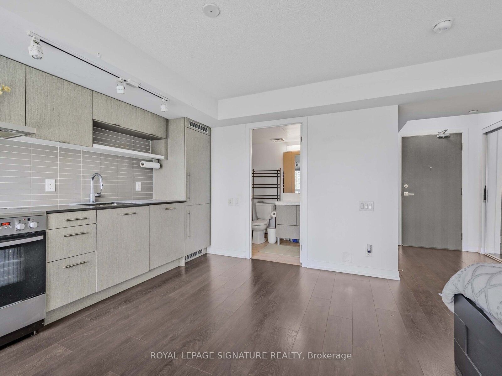 365 Church Street 1007