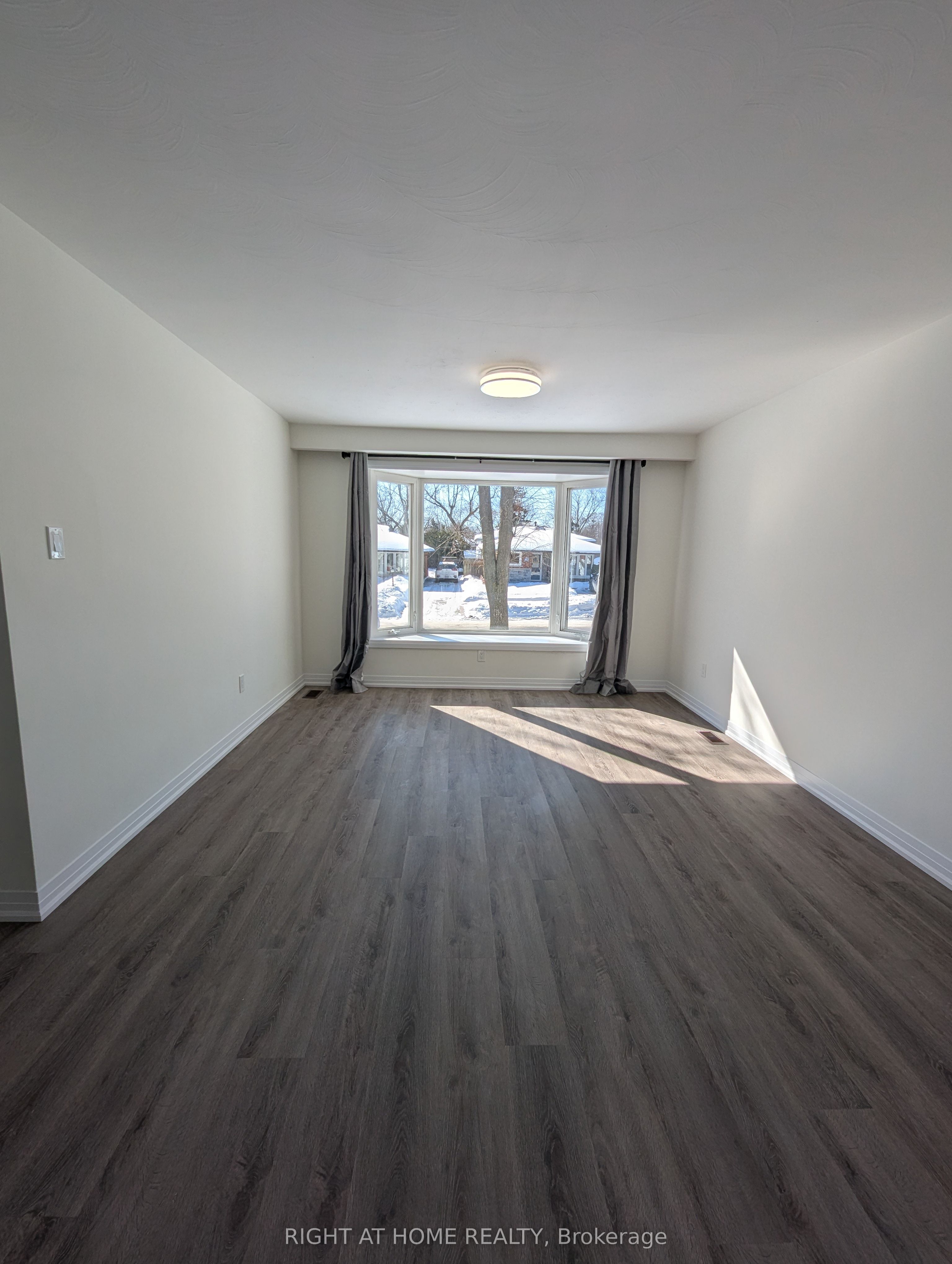 639 Blue Forest Hill