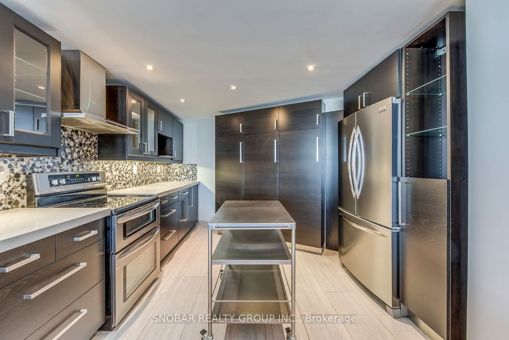 Photo of 2010 Islington Avenue #2102, Toronto, ON M9P 3S8 (MLS # W12926682)