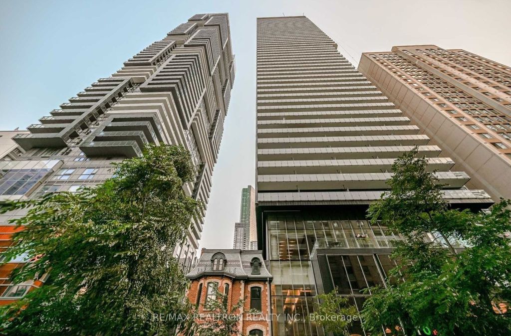 Photo of 15 Grenville Street #410, Toronto, ON M4Y 0B9 (MLS # C12390300)