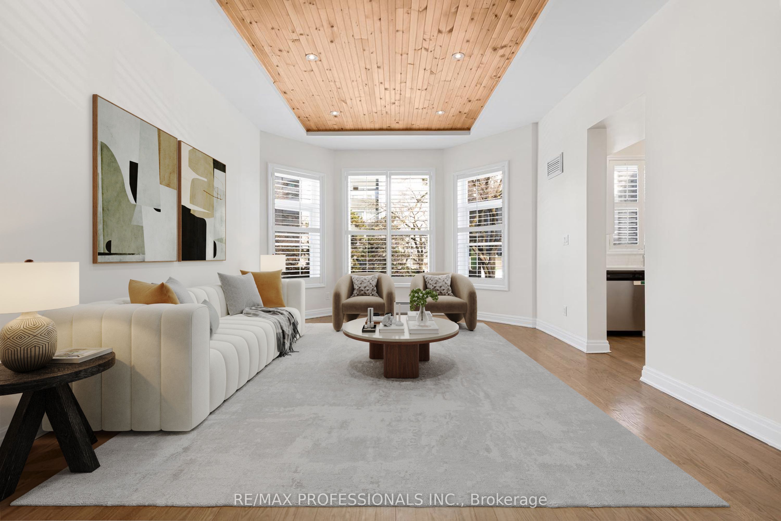 253 Wellesley Street E C