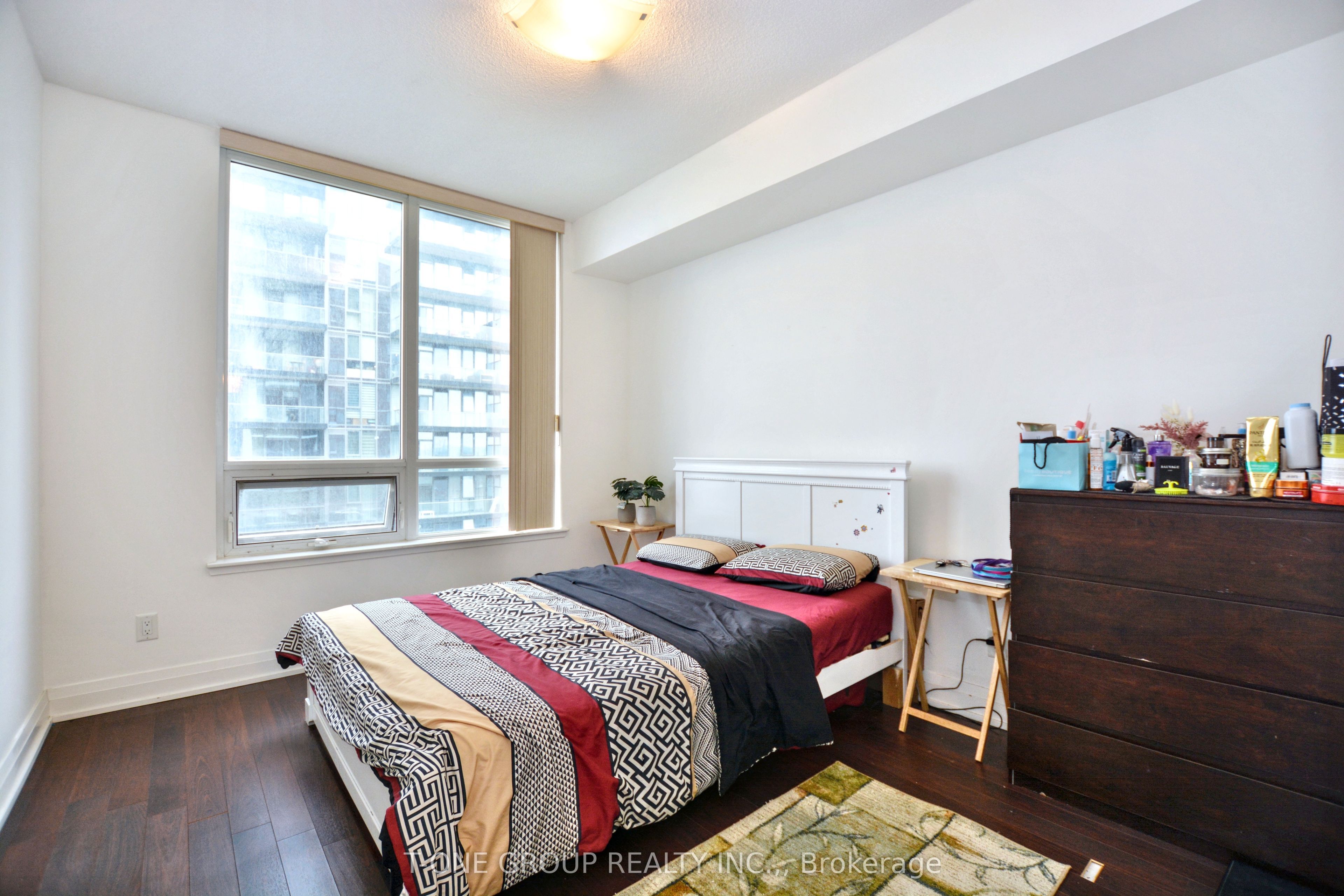 85 North Park Road 908