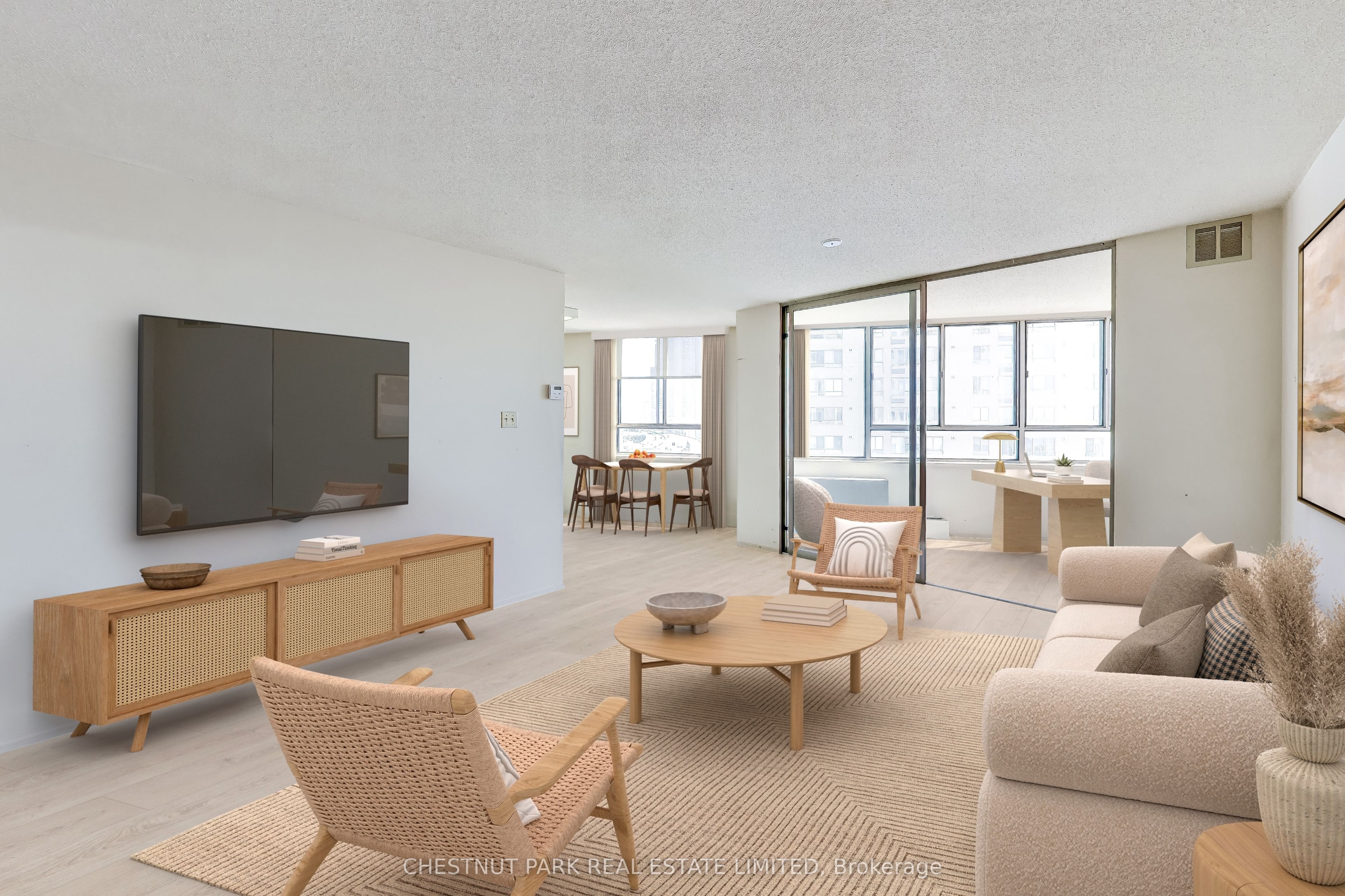 270 Queens Quay W 906