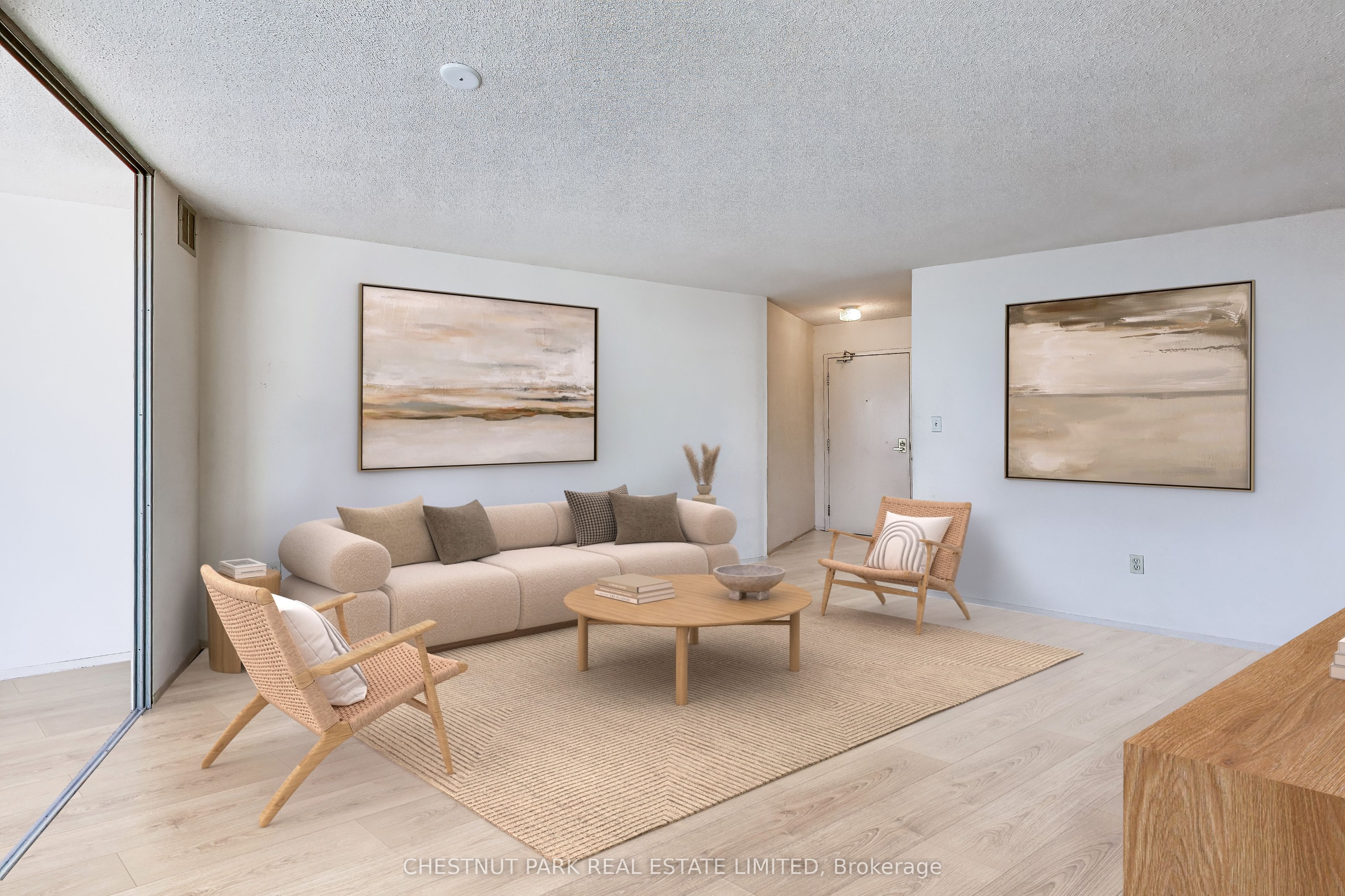 270 Queens Quay W 906