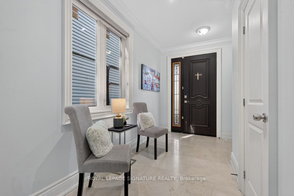 Photo of 5 Brenton Street, Toronto, ON M4B 1C7 (MLS # E14121902)