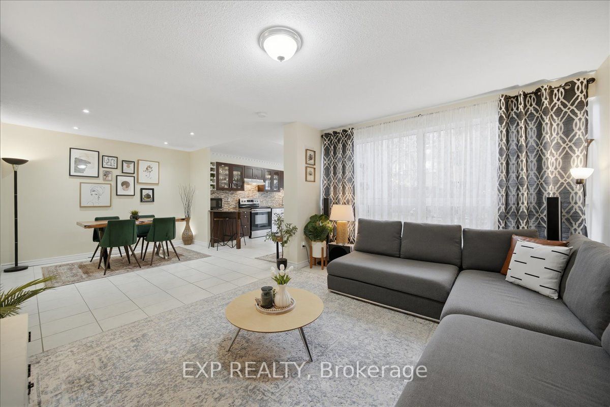 1055 Dundas Street E 167