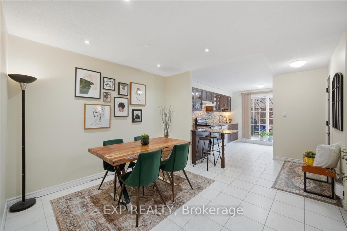 1055 Dundas Street E 167