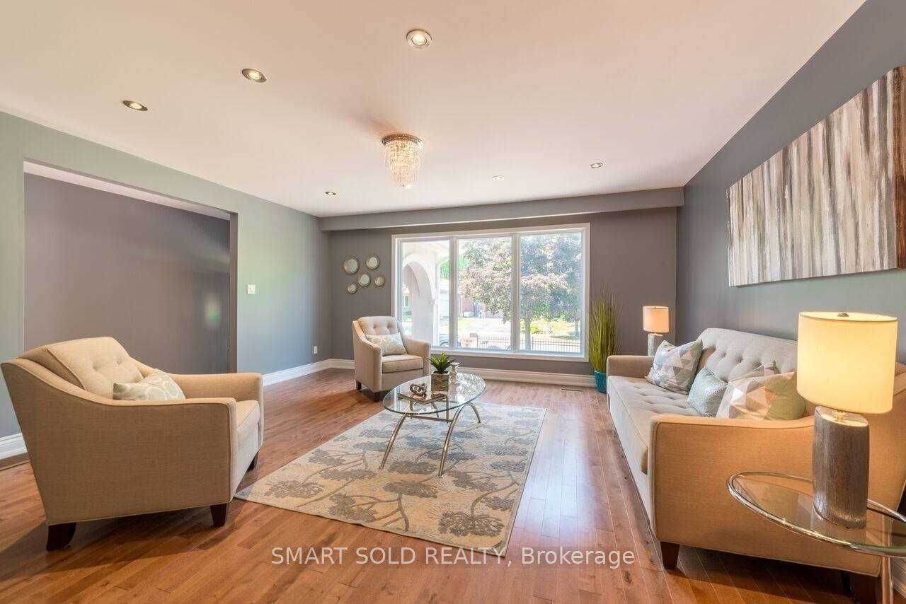 1116 Pomona Court Main