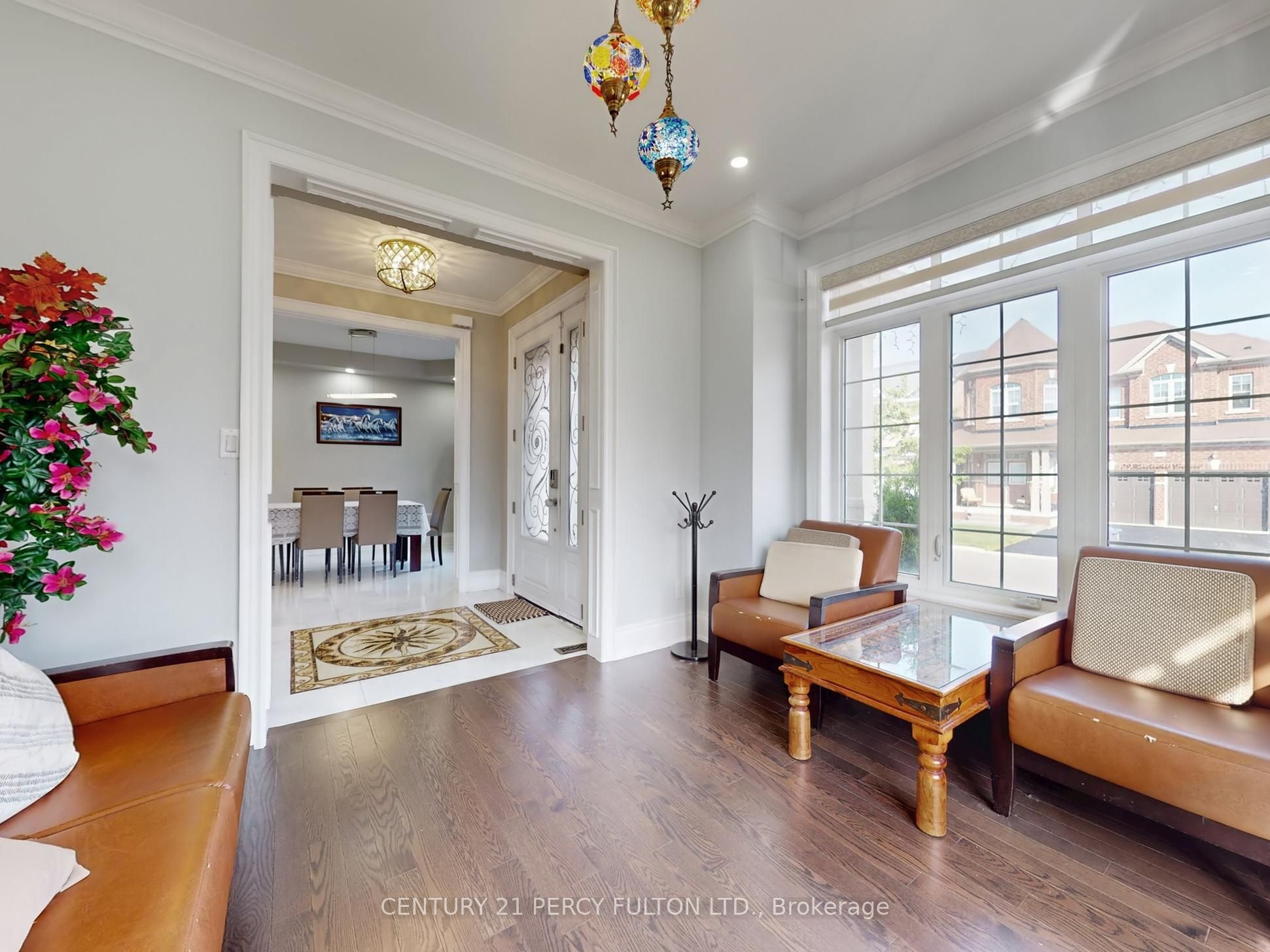 96 Humberstone Crescent