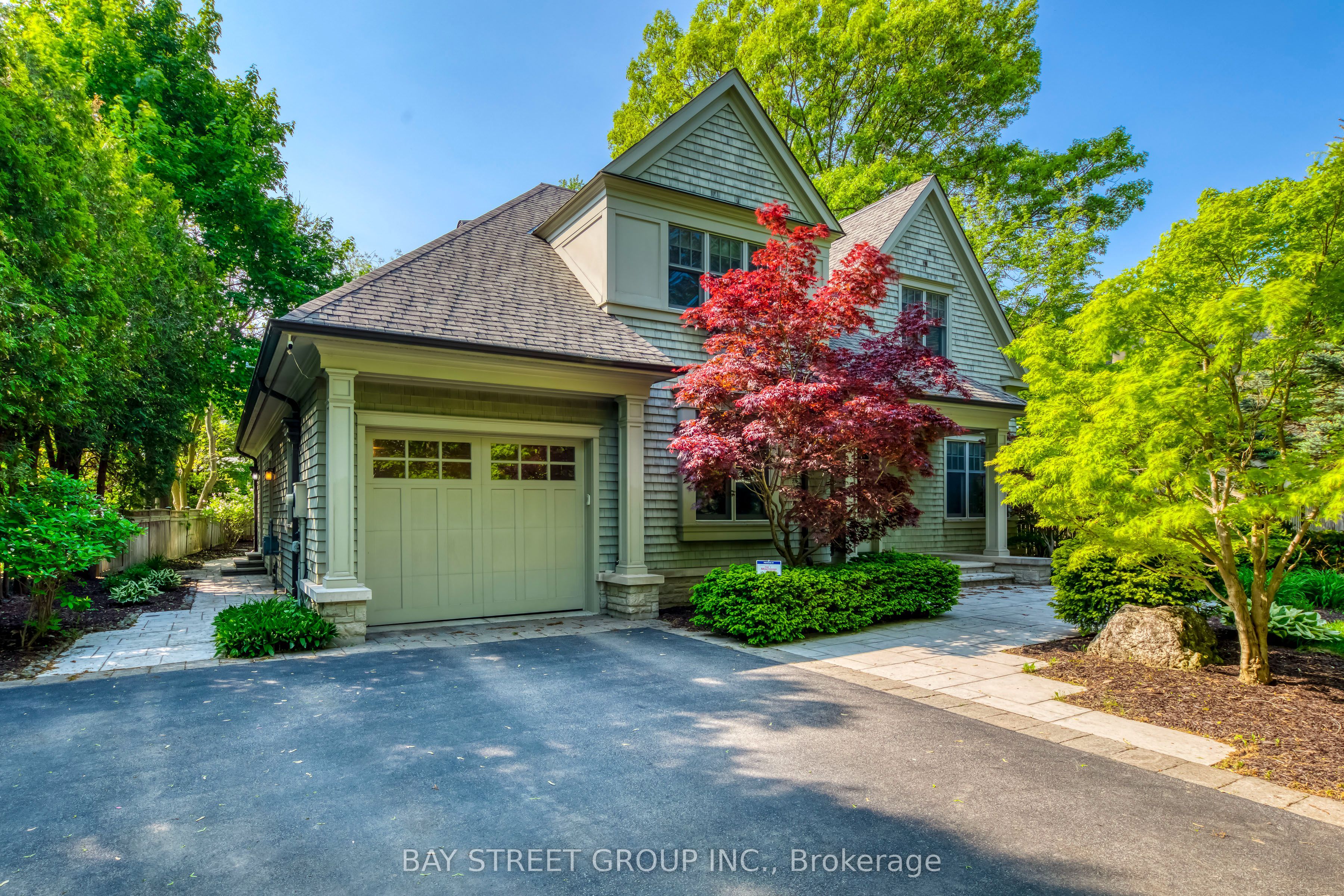 1049 Cedar Grove Boulevard