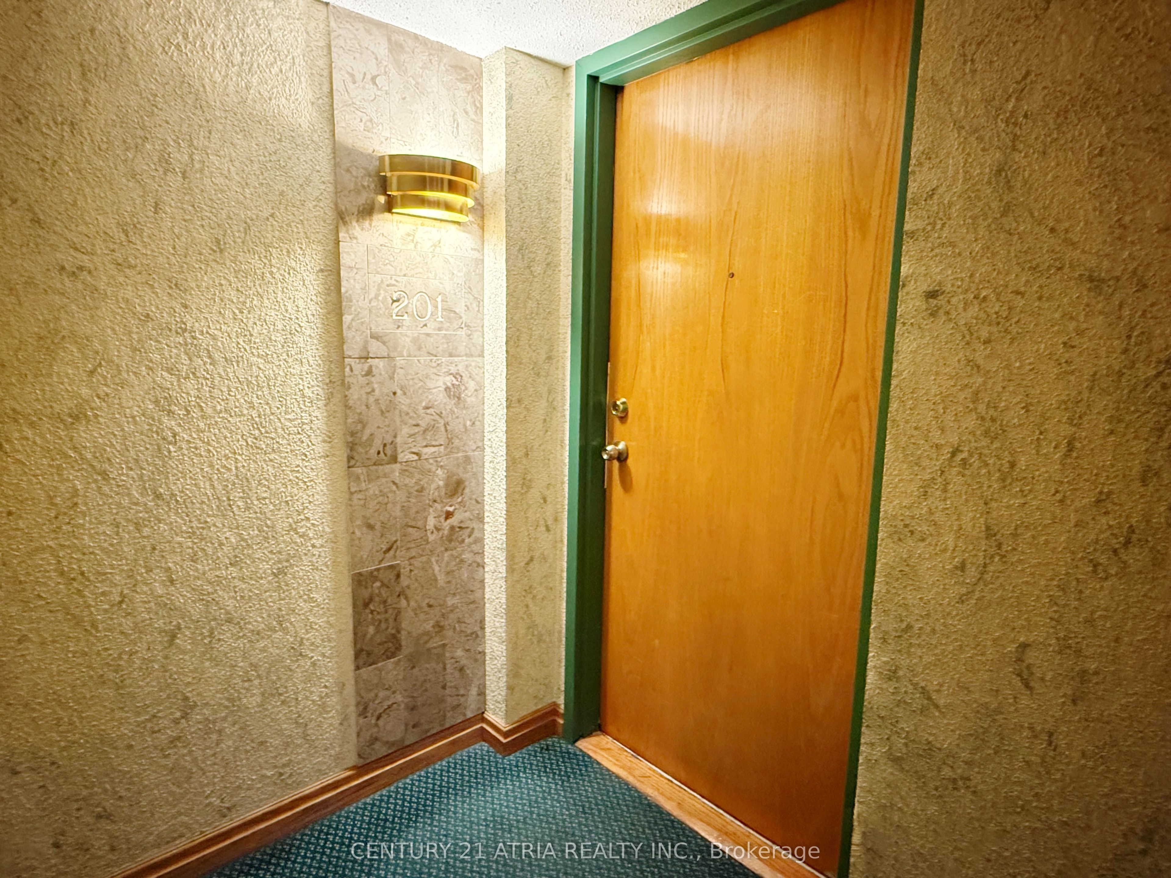 61 Markbrook Lane 201