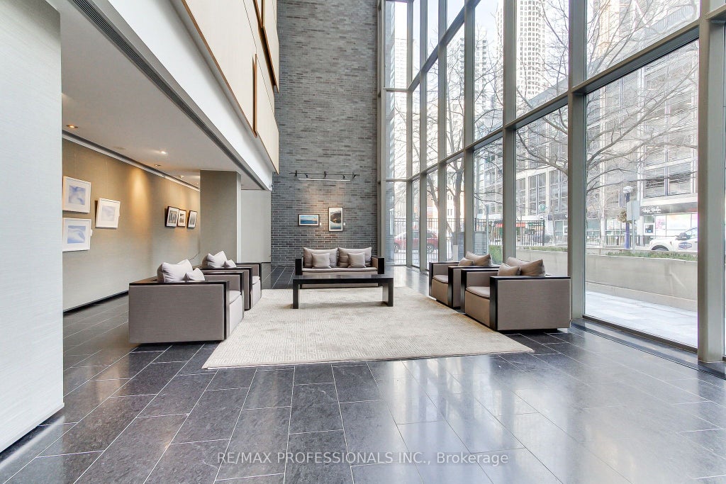 Photo of 33 Charles Street E #710, Toronto, ON M4Y 0A2 (MLS # C13703222)