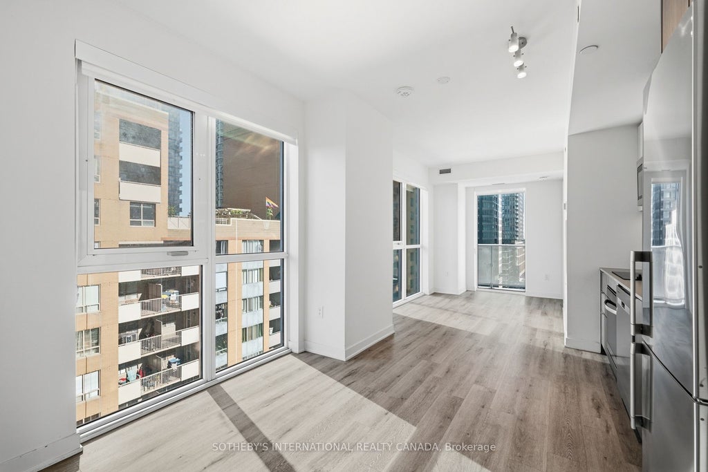 Photo of 100 Dalhousie Street #907, Toronto, ON M5B 0C7 (MLS # C13817856)