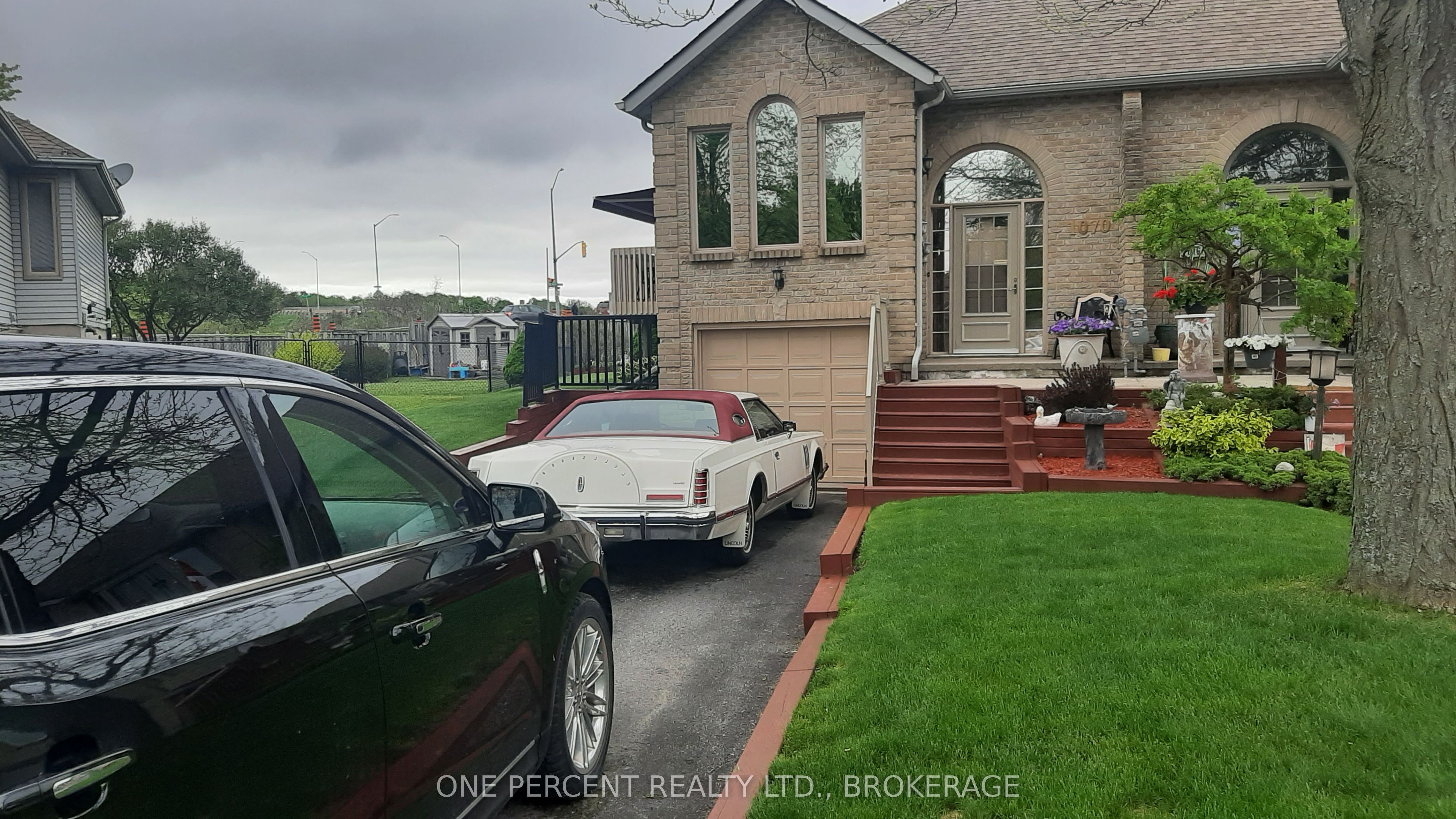 1070 Featherstone Court