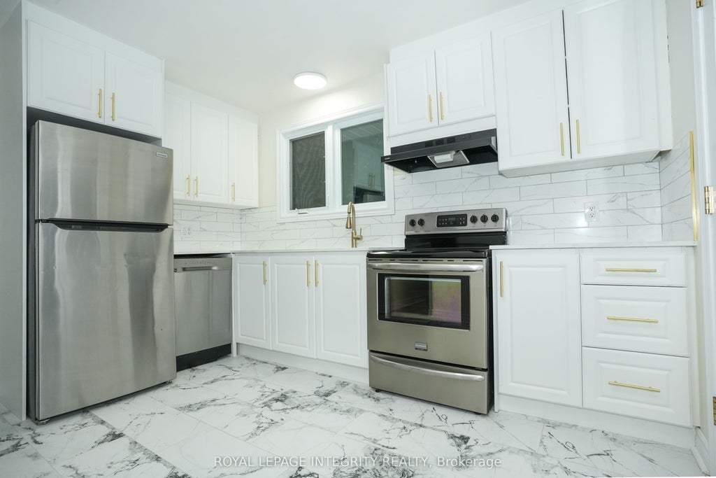 Photo of 3270 Southgate Road #90, Hunt Club - South Keys and Area, ON K1V 8W8 (MLS # X13886598)