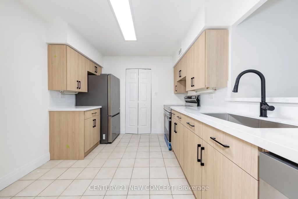 Photo of 30 Greenfield Avenue #2010, Toronto, ON M2N 6N3 (MLS # C12706660)