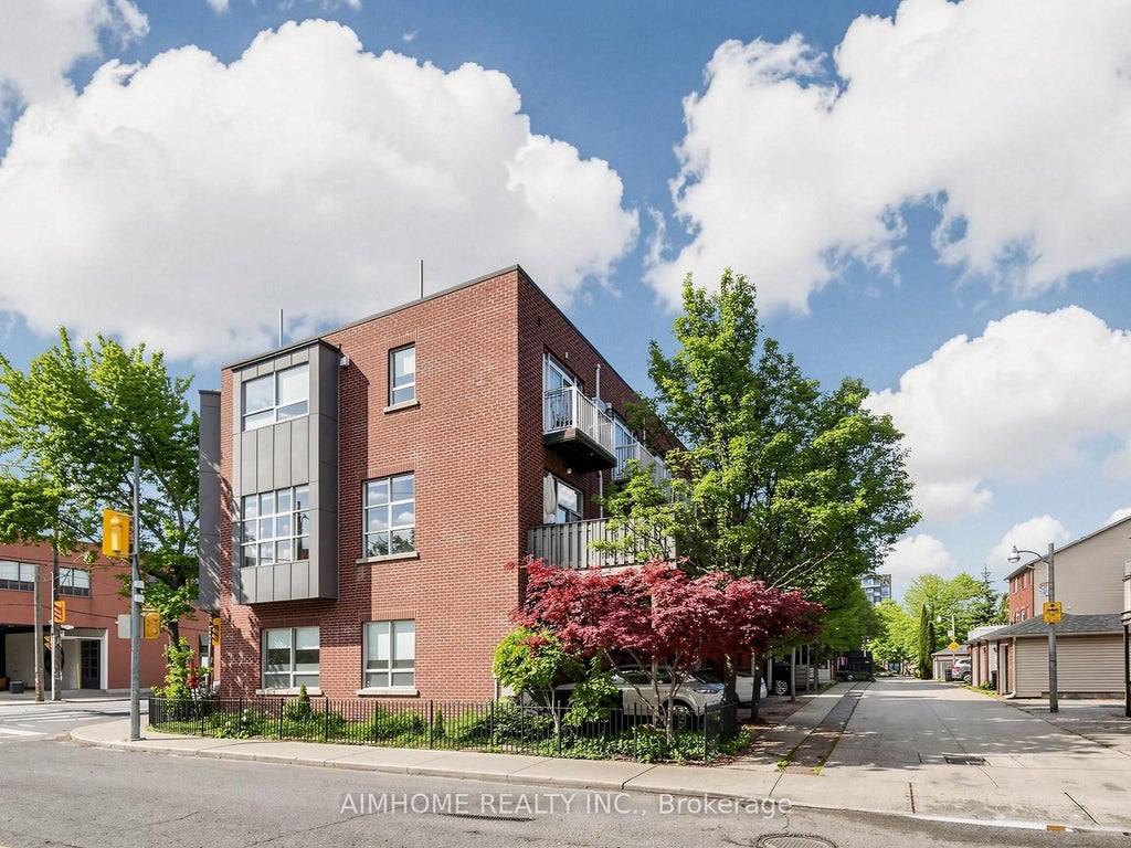 Photo of 1089 Dundas Street E, Toronto, ON M4M 1R9 (MLS # E13757818)