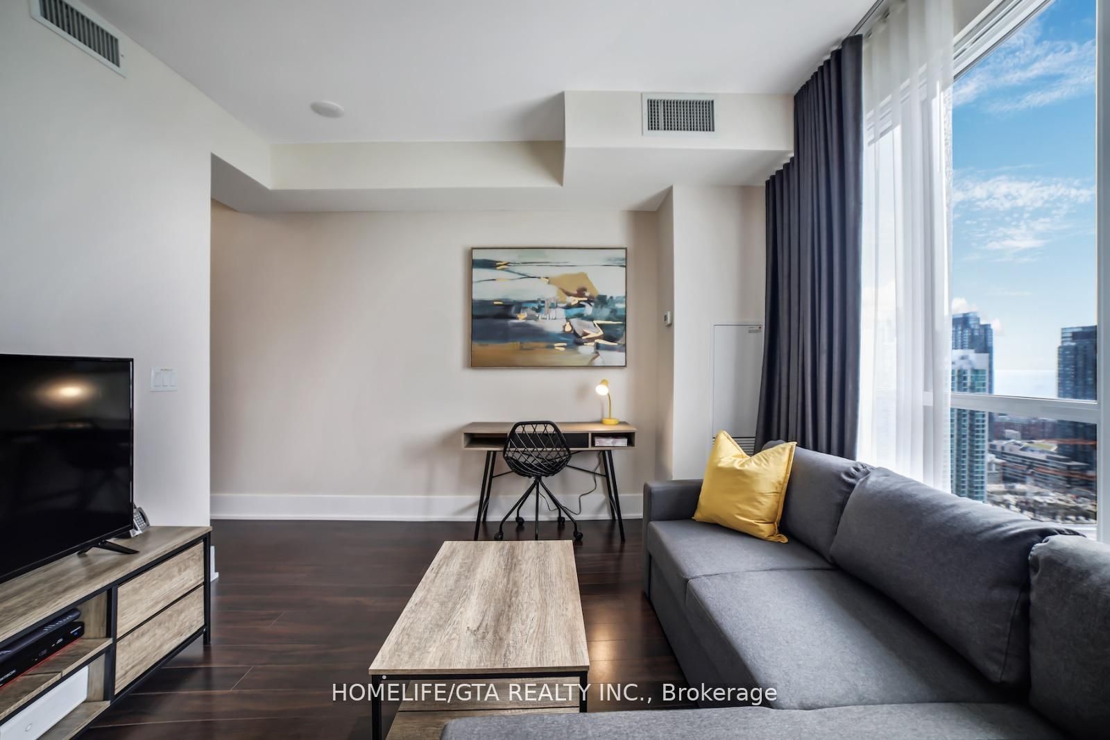 300 Front Street W 3214