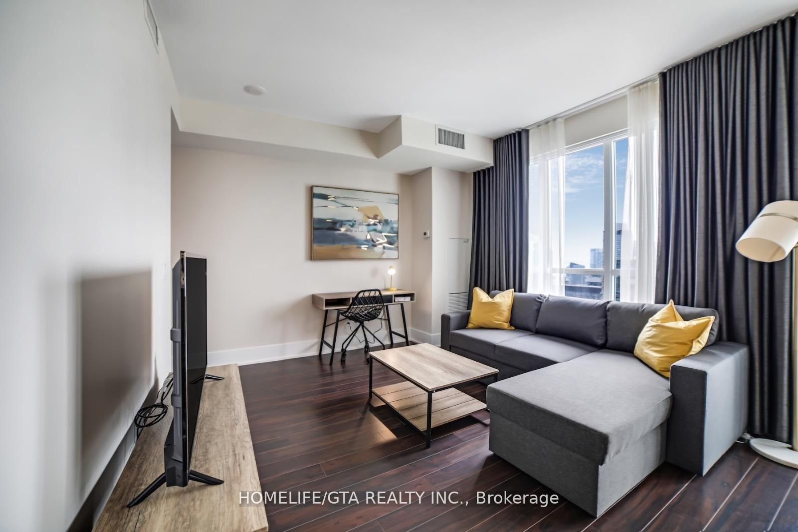 300 Front Street W 3214