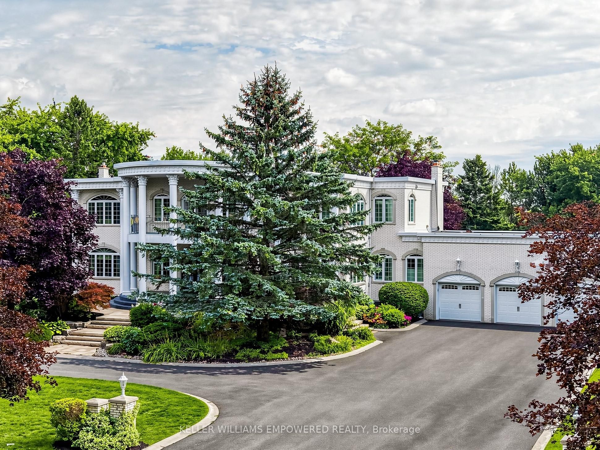 7 Deer Run Court