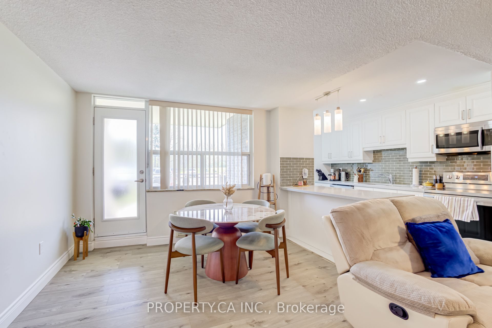 966 Inverhouse Drive 109