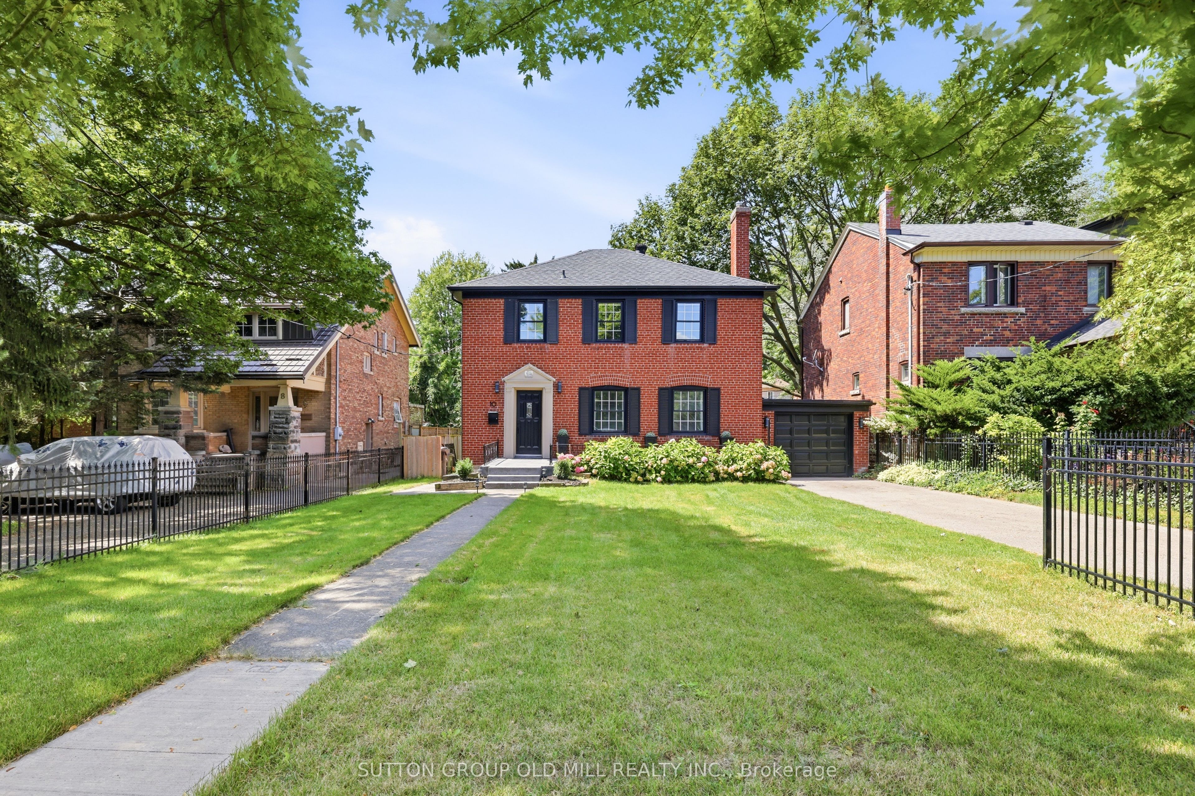 10 Queens Avenue