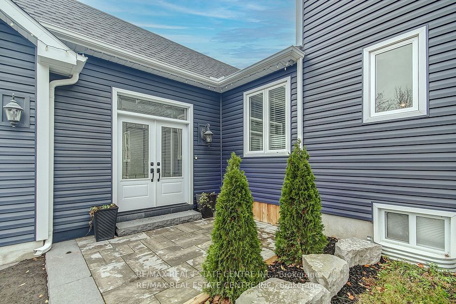 25 BEAVER Street