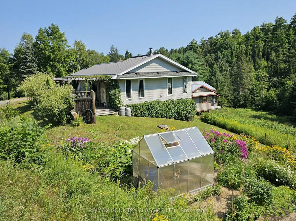 Photo of 888 Wilno South Road S, Madawaska Valley, ON K0J 2N0 (MLS # X13642812)