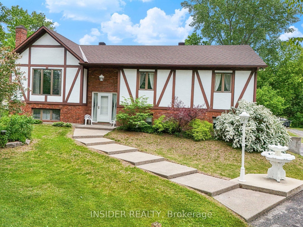 Photo of 1887 Canaan Road, Clarence-Rockland, ON K4K 1K9 (MLS # X13642850)