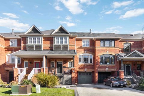 1584 Woodhenge Way Mississauga ON L5N 7T1