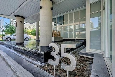 35 Mariner Terrace 3105 Toronto ON M5V 3V9