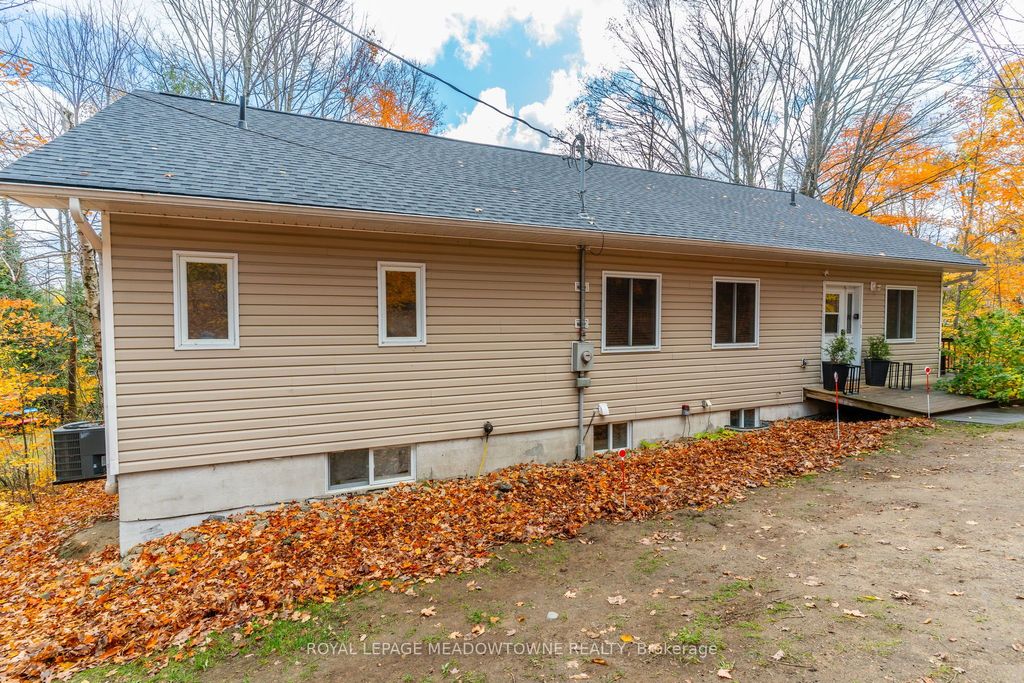 Photo of 1658 Hospitality Road, Minden Hills, ON K0M 2K0 (MLS # X12860346)