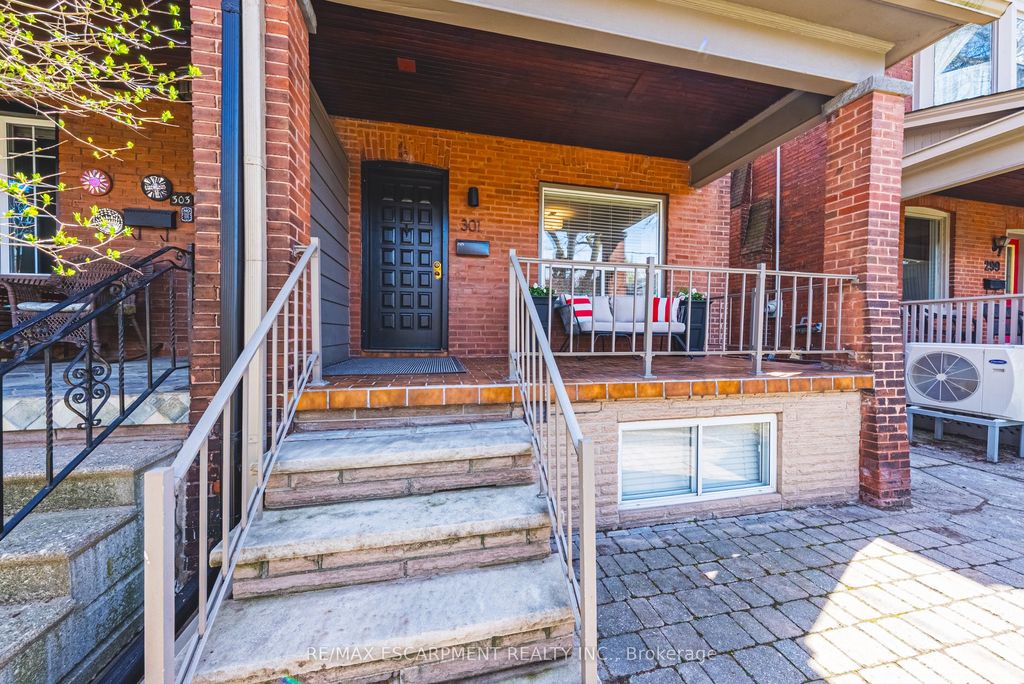 Photo of 301 Evelyn Avenue, Toronto, ON M6P 2Z8 (MLS # W13056588)