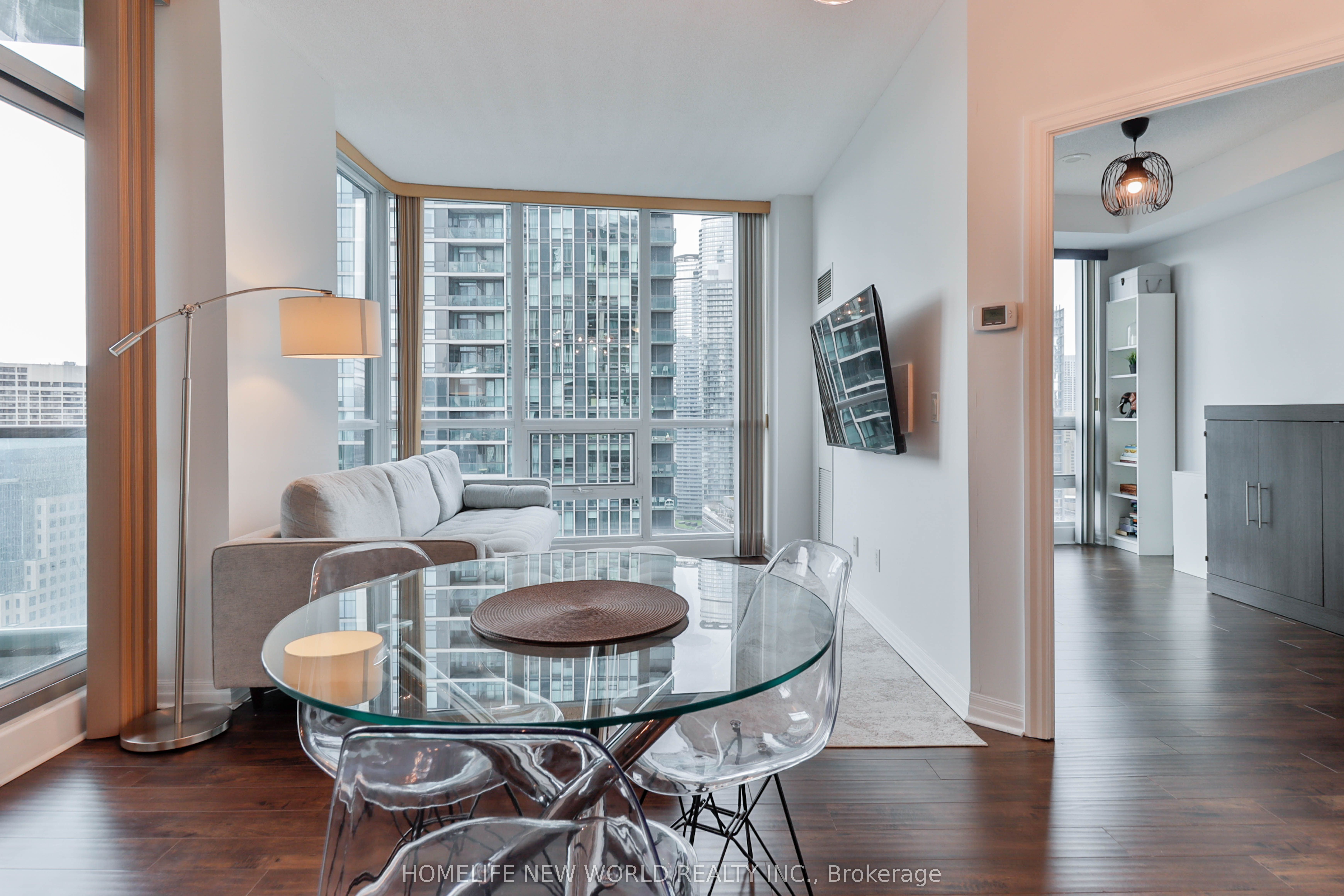 16 Yonge Street 3101