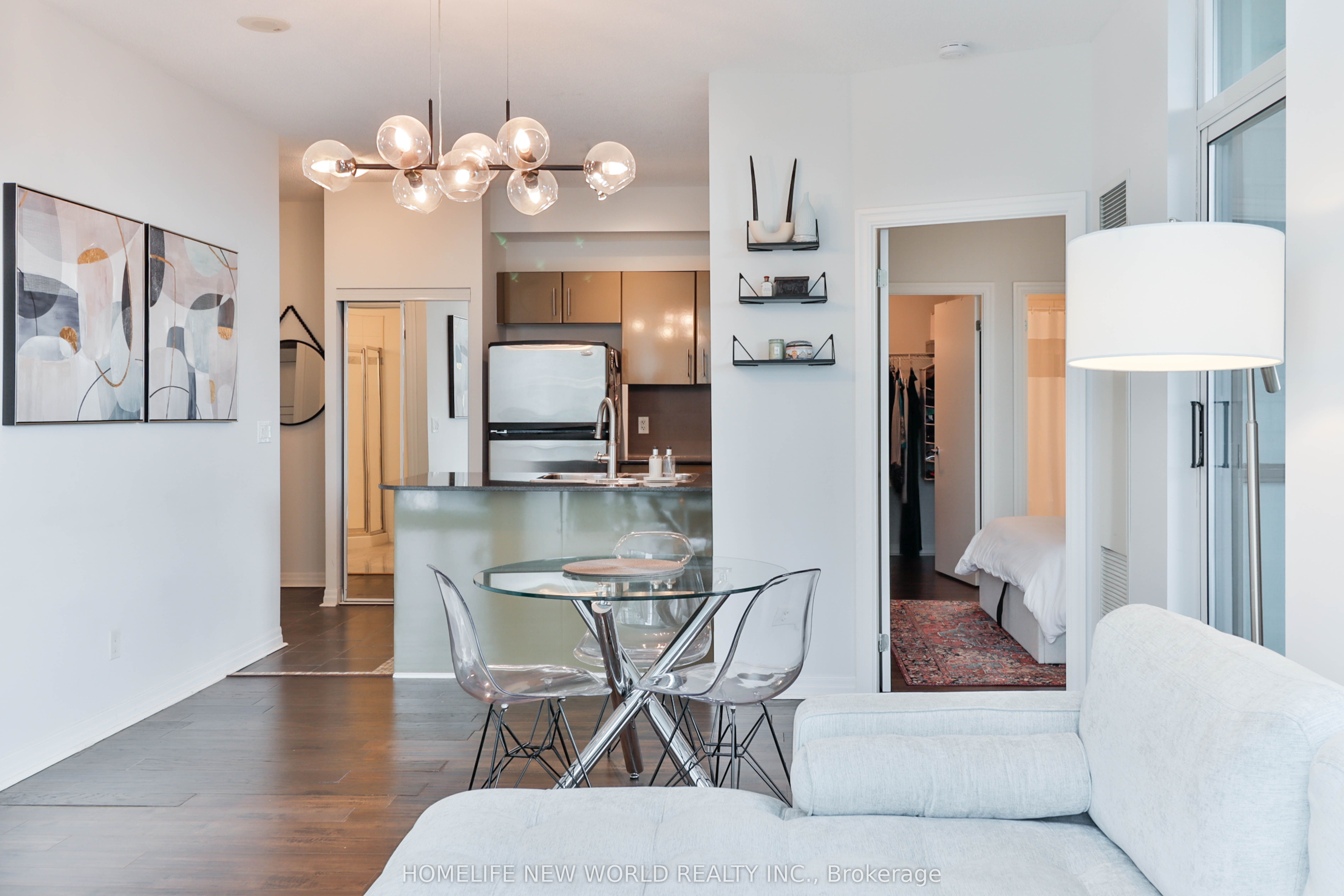 16 Yonge Street 3101