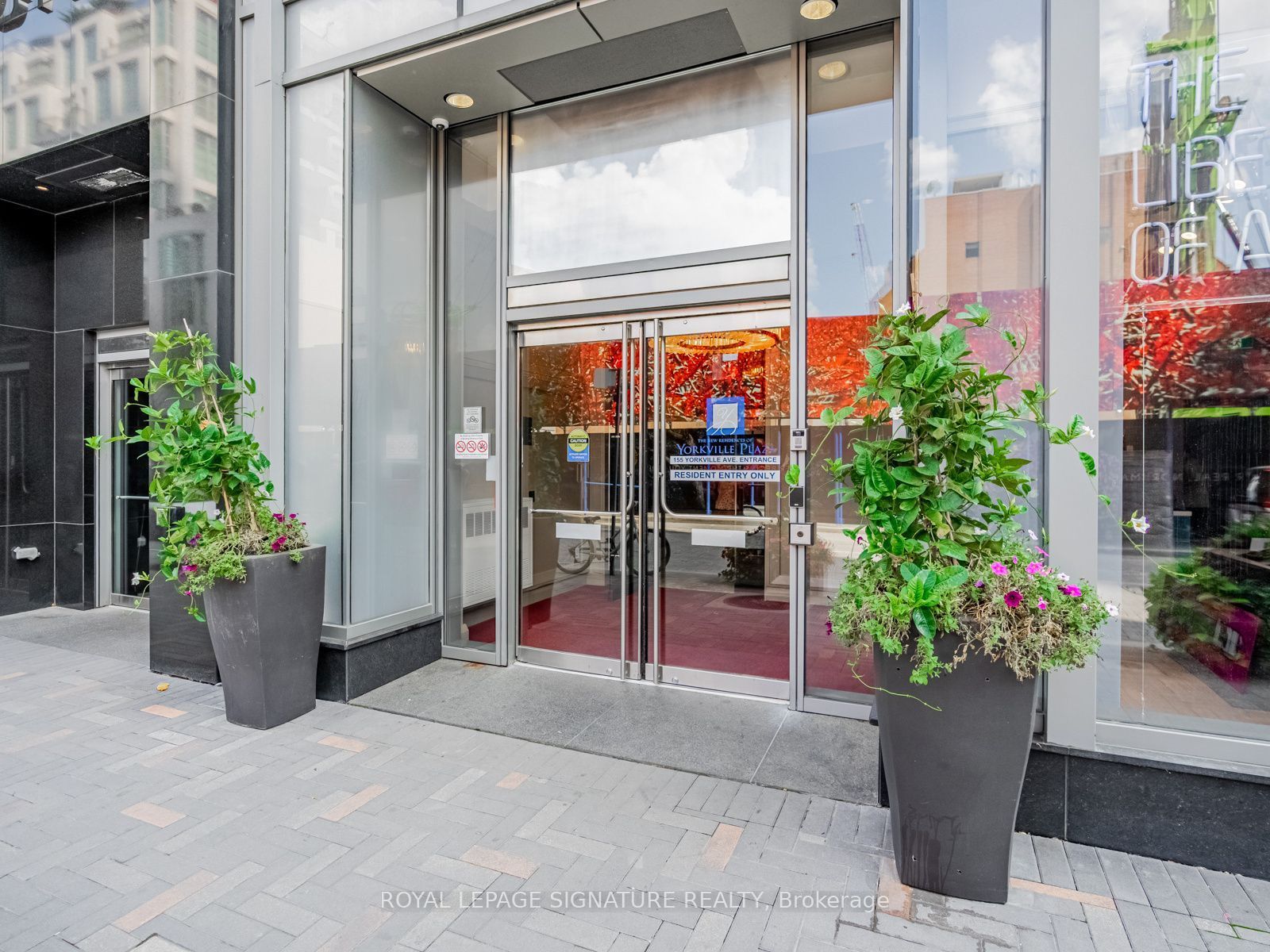 155 Yorkville Avenue 1110